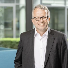 Friedrich Lars, Dr. , CEO of Dürr Systems AG